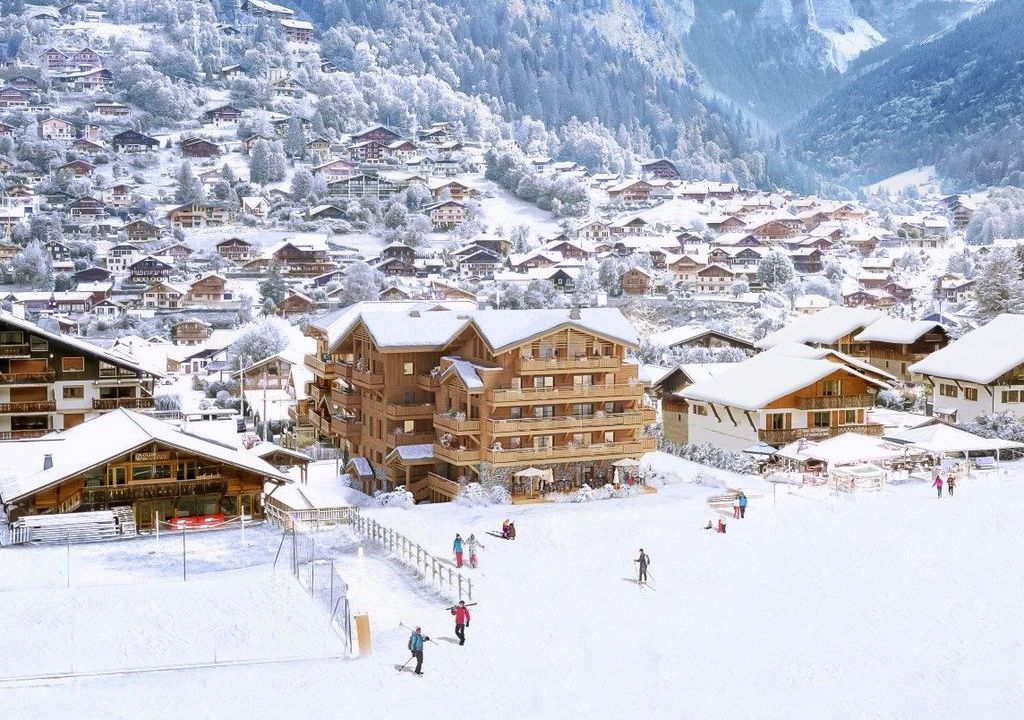 Property photo 1 of 13 Incredibly Rare Ski In An Out Brand New 3 Bedroom Duplex Penthouse Apartment Directly On The Piste