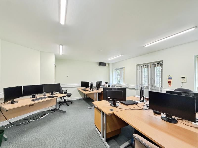 Property photo 3 of 23