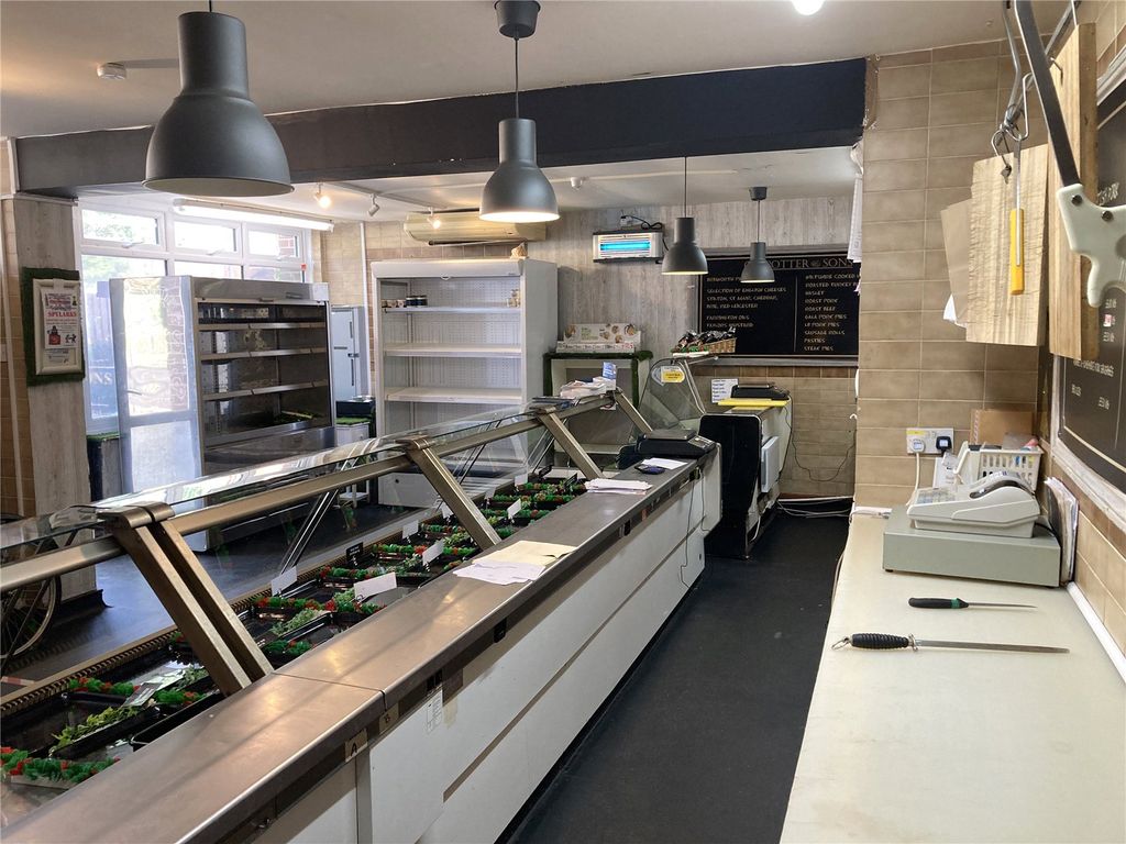 Property photo 2 of 11 Picture No. 21