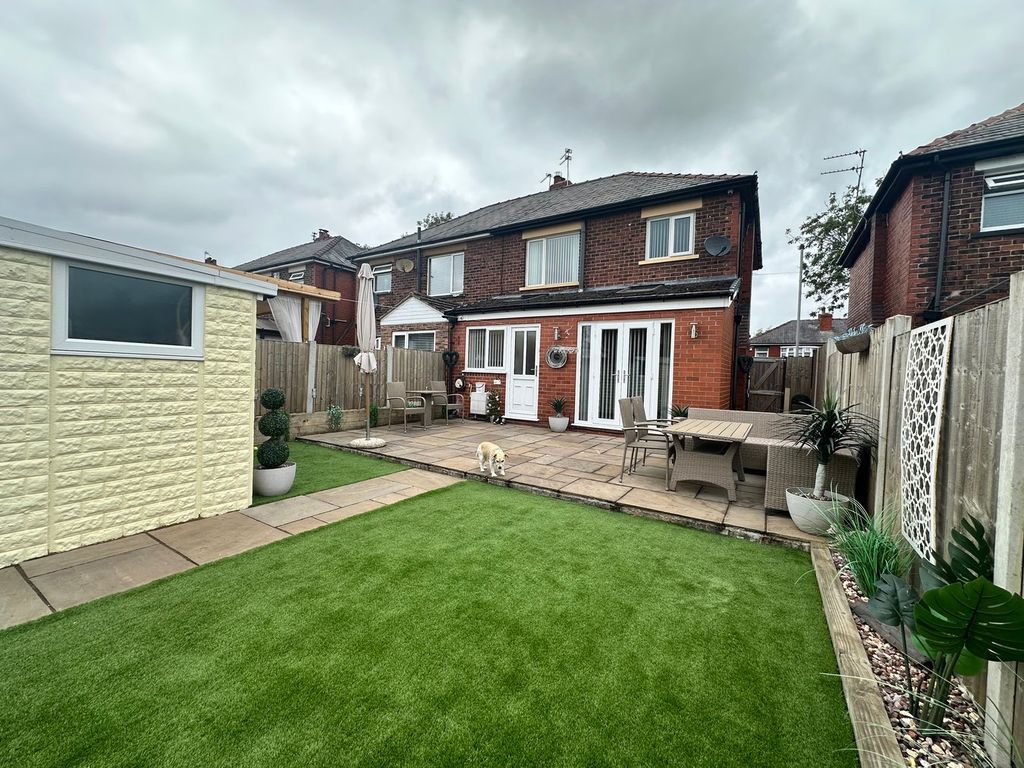 Property photo 2 of 16