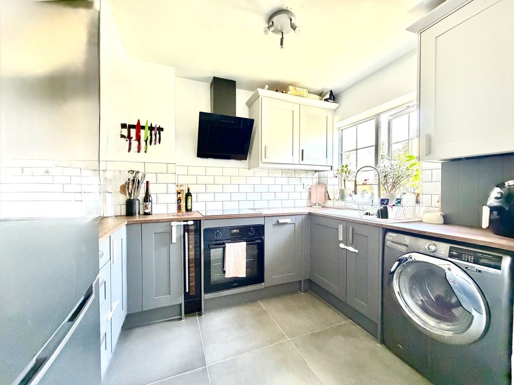 Property photo 3 of 13 Not Specified
