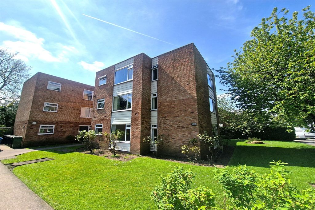 Property photo 1 of 9 (Main)