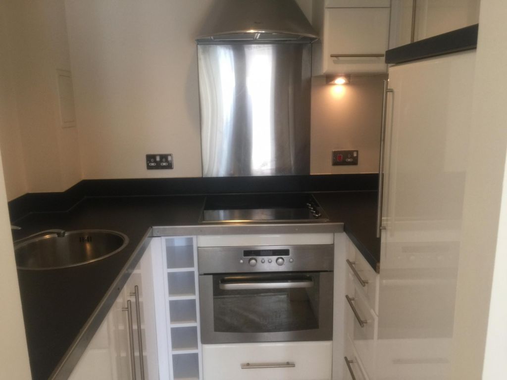 Property photo 2 of 4 Kitchen