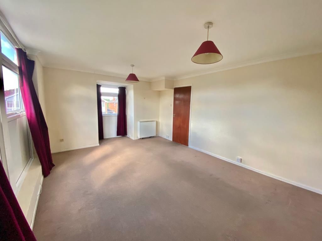 Property photo 2 of 6 Living Room