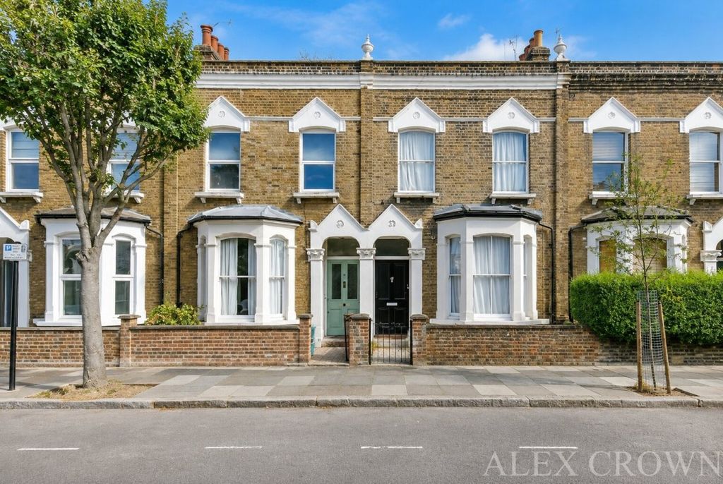 Property photo 1 of 14