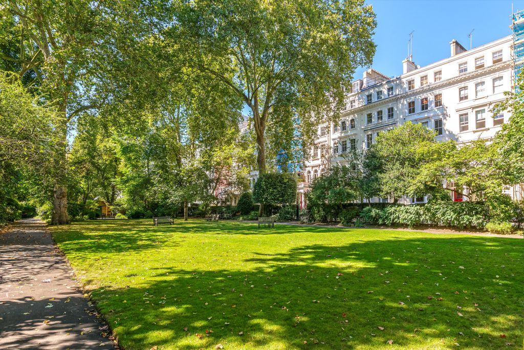 Property photo 3 of 23 Image