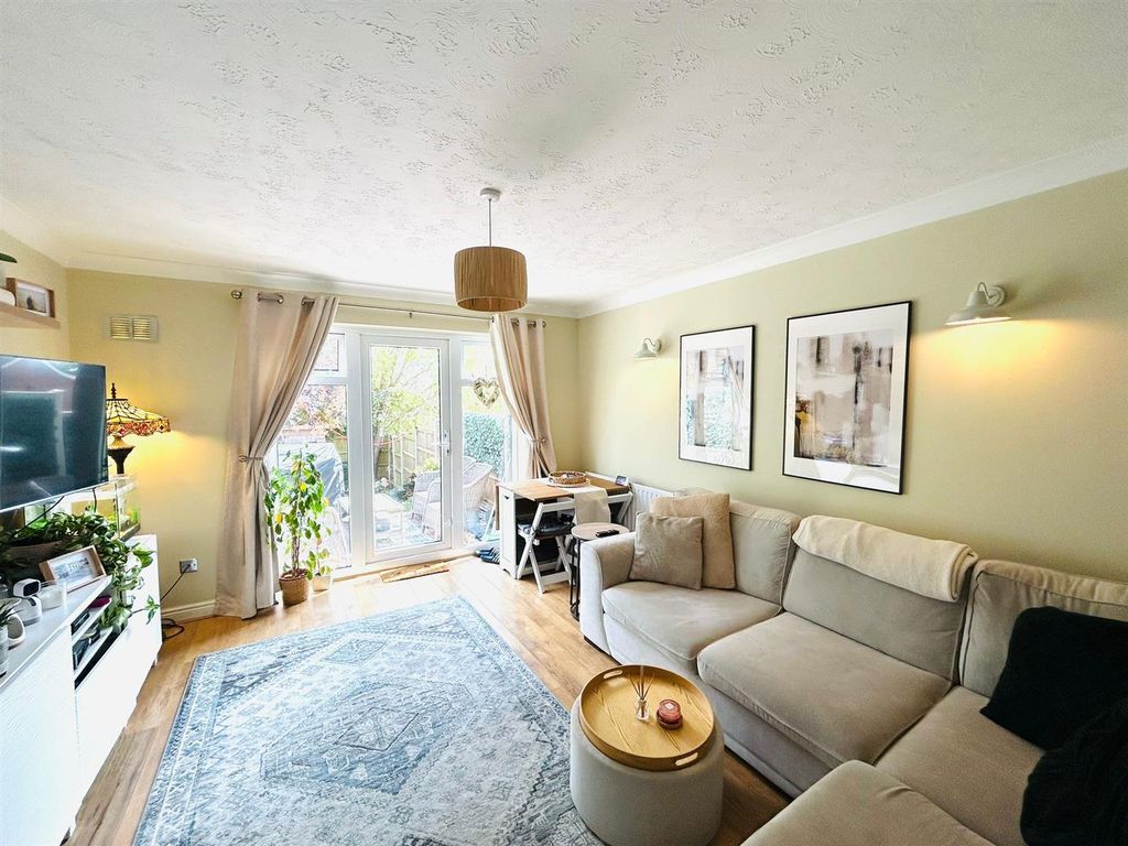 Property photo 3 of 13
