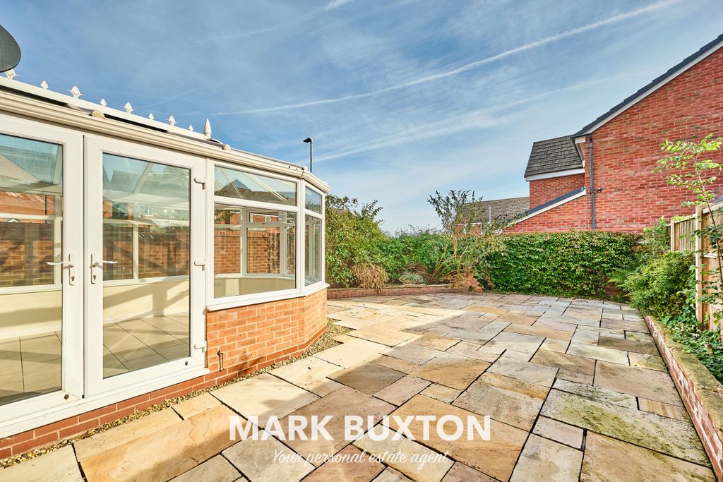 Property photo 2 of 34