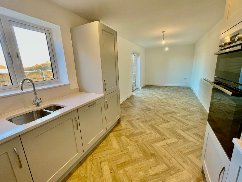 Property photo 3 of 18 Img_6145