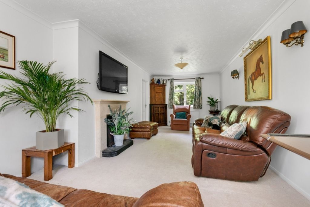 Property photo 3 of 30