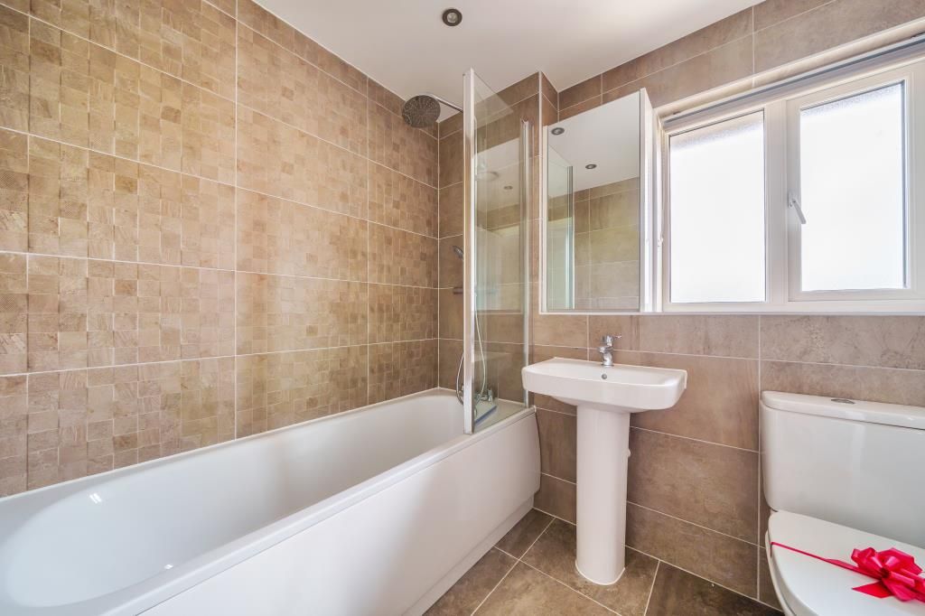 Property photo 2 of 10 Family Bathroom