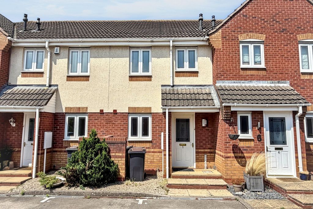 Property photo 1 of 16 5298741
