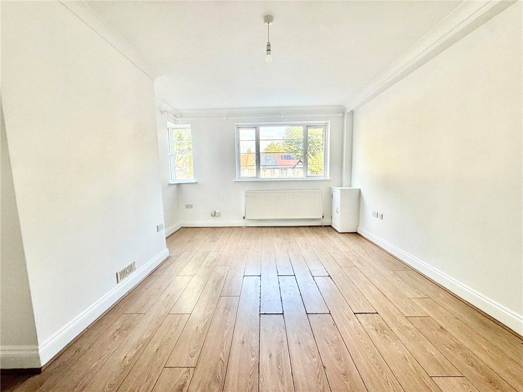 Property photo 3 of 18 Picture No. 23
