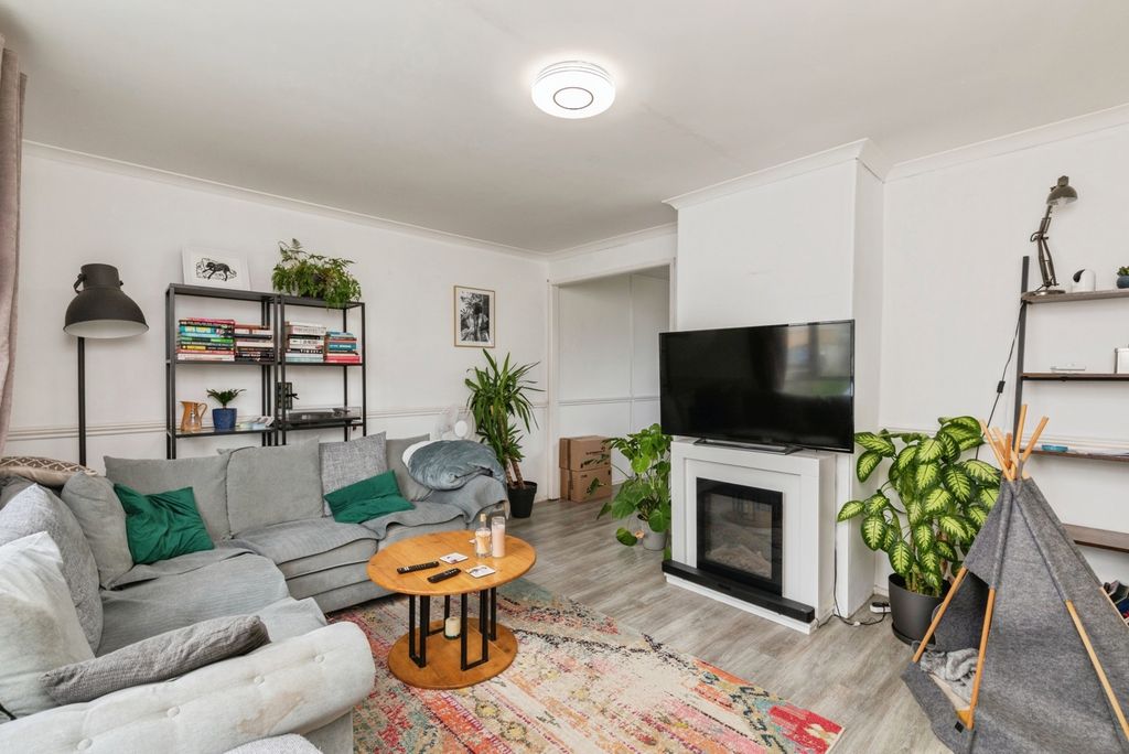 Property photo 1 of 9 Pbox-Img.Jpg