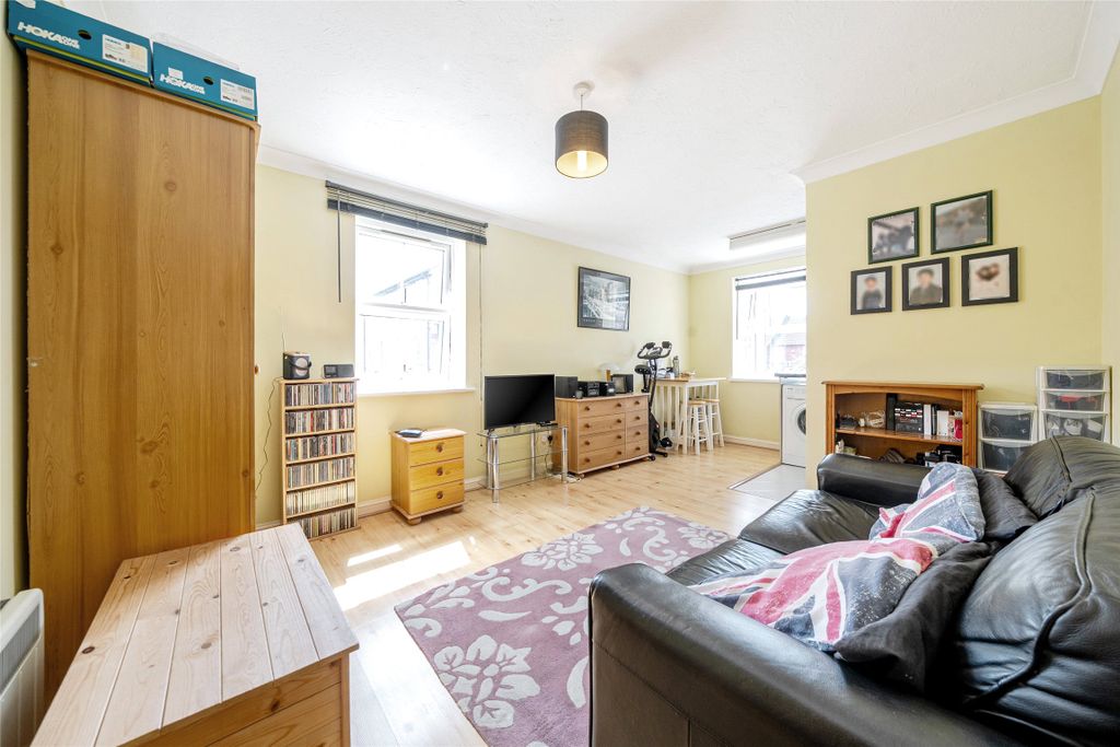 Property photo 2 of 7 Picture No. 09