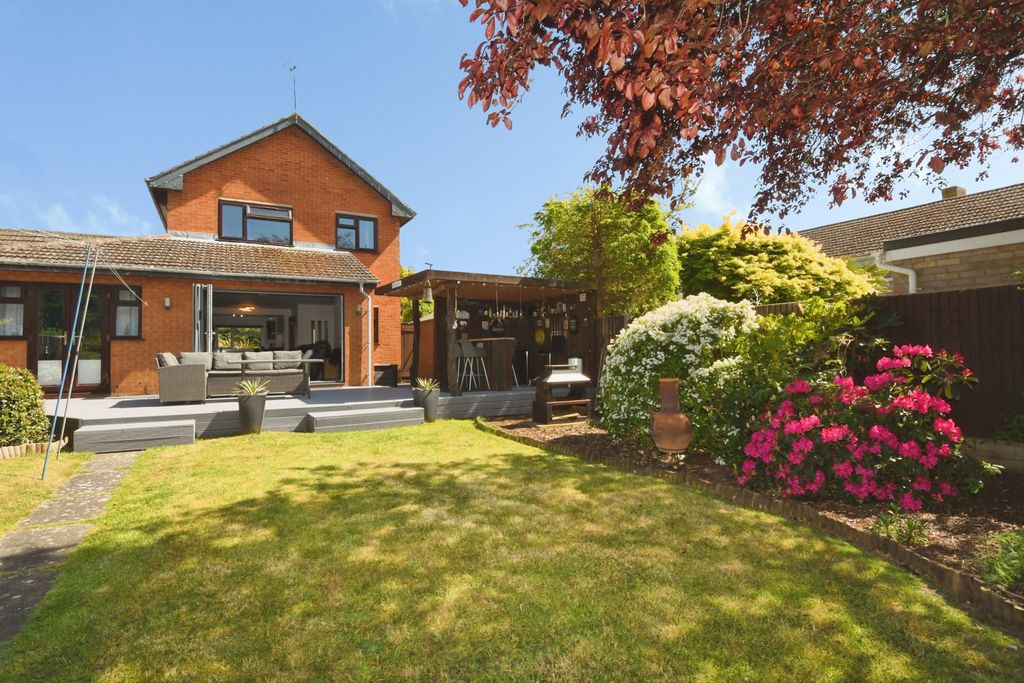 Property photo 2 of 15