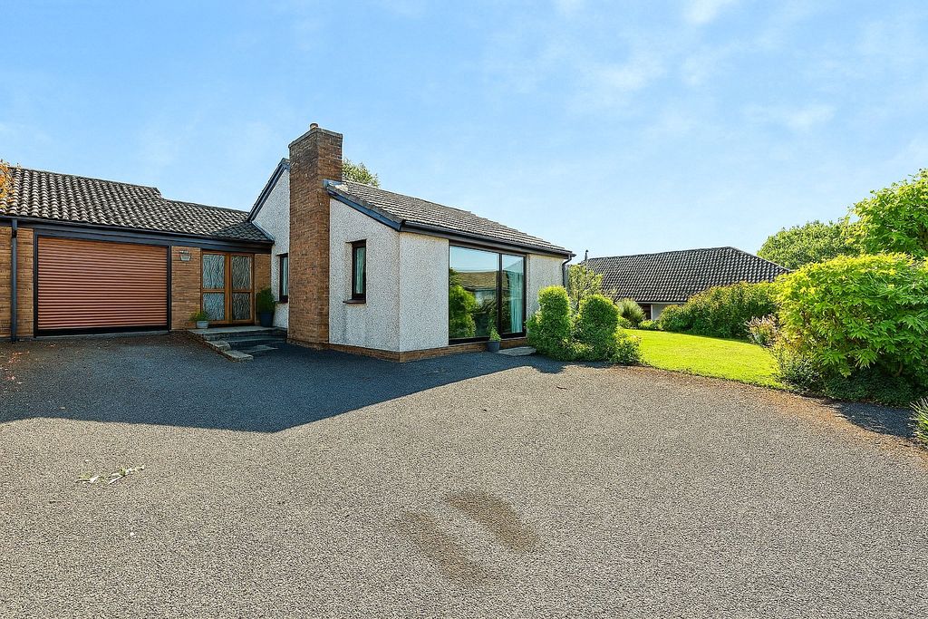 Property photo 1 of 25 Picture No. 23