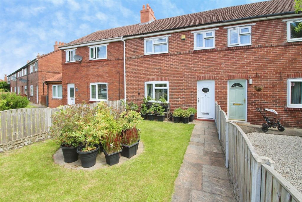 Property photo 1 of 15 Outside