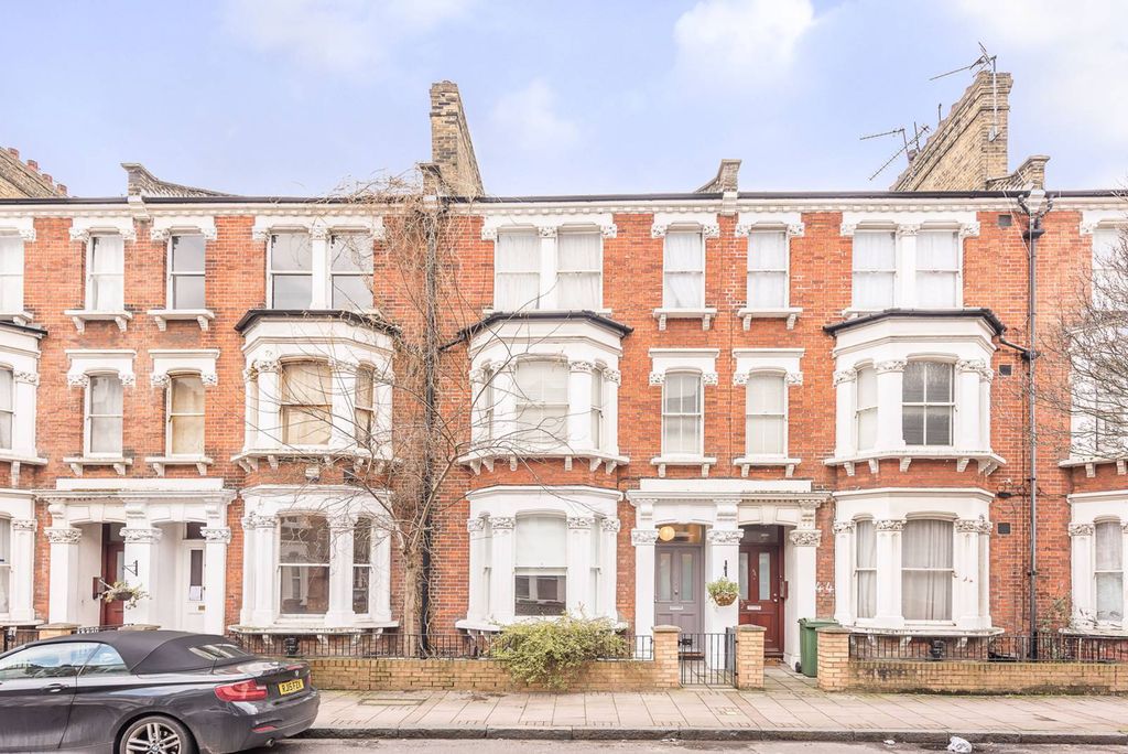 Property photo 3 of 5