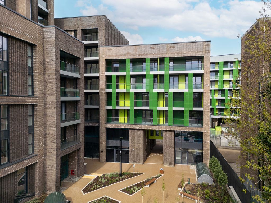 Property photo 3 of 13