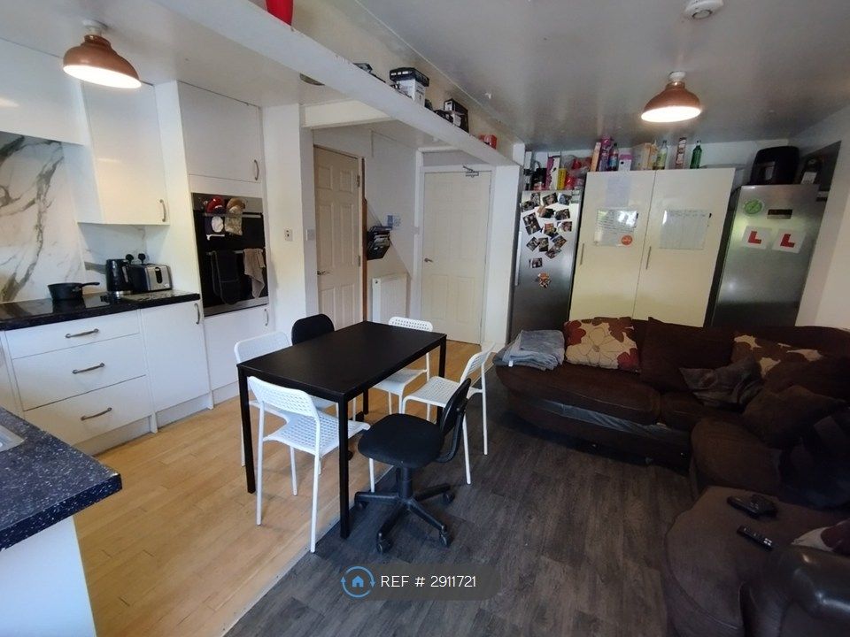 Property photo 1 of 7 Kitchen/Diner