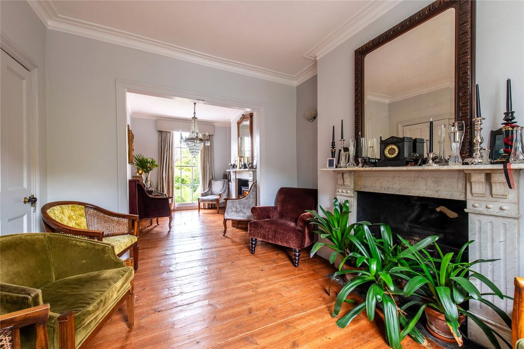 Property photo 3 of 32 Picture No. 27