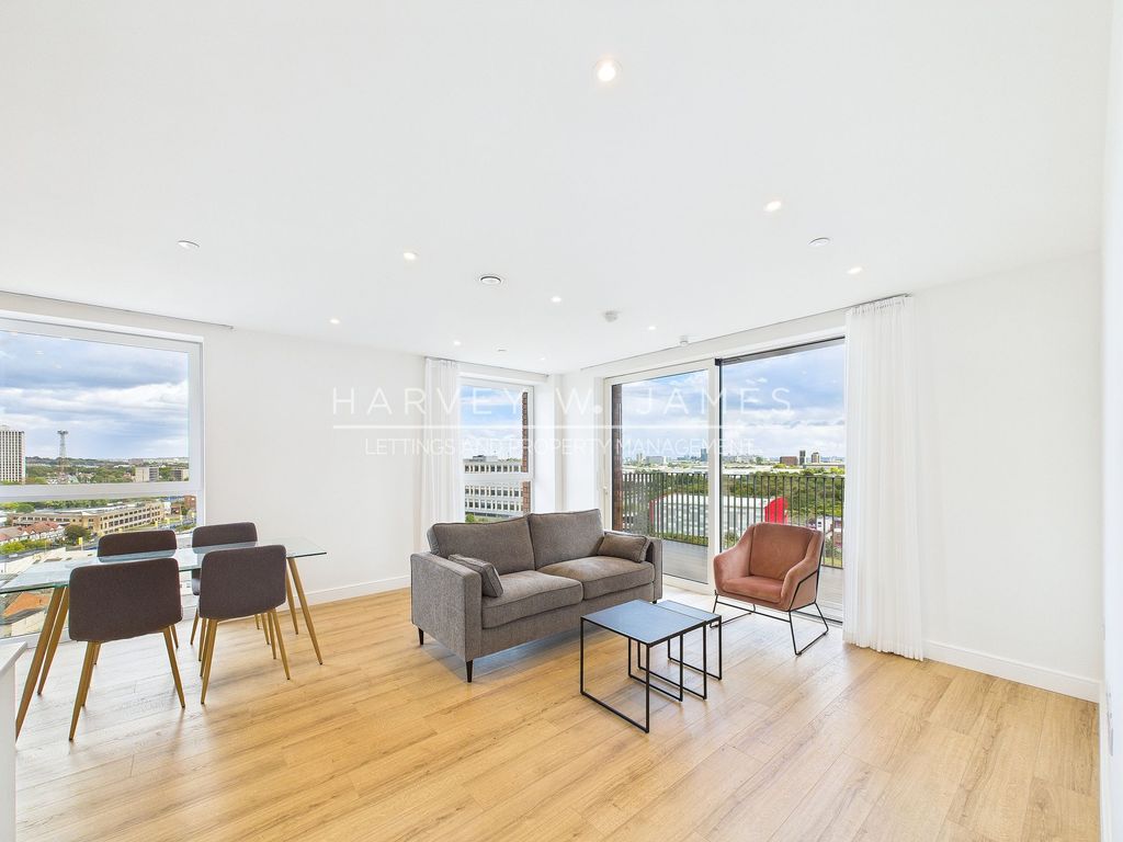 Property photo 1 of 39