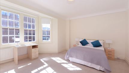 Property photo 2 of 10 Bedroom