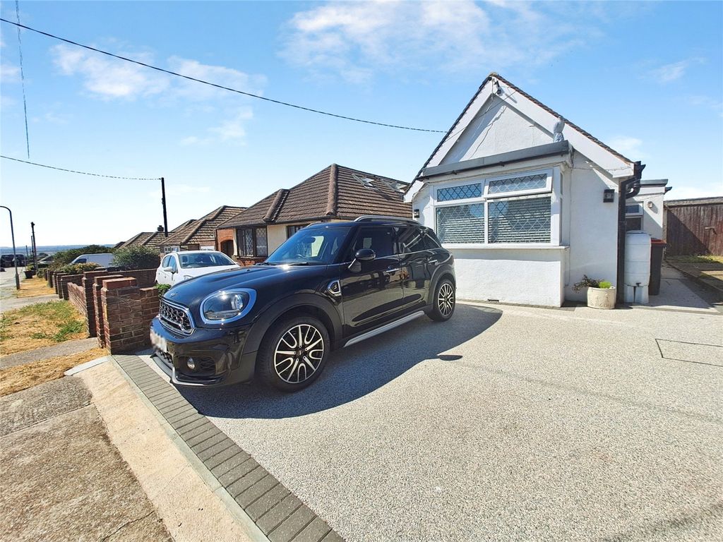 Property photo 2 of 17 Picture No. 14
