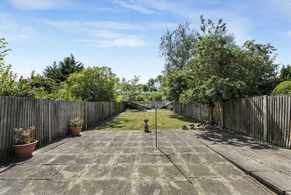 Property photo 2 of 24 Rear Garden
