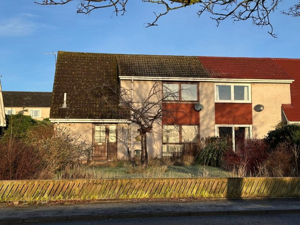 Property photo 2 of 19