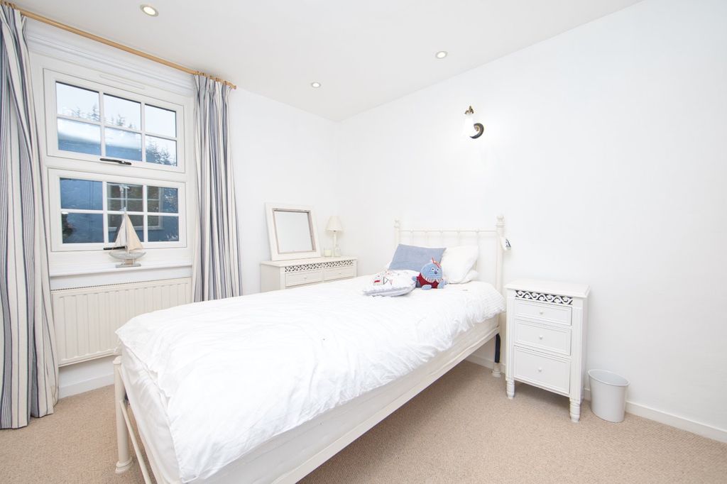 Additional image 10 of 2 bed semi-detached house for saleNelson Street, Deal, Kent CT14