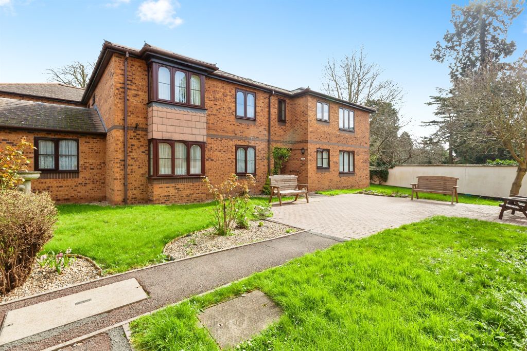 Property photo 1 of 17