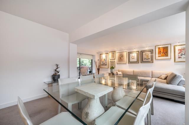 Property photo 3 of 19 Reception Room
