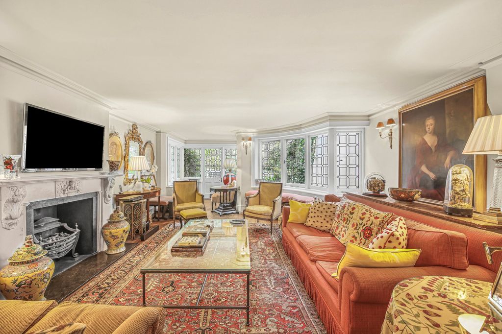 Property photo 2 of 29