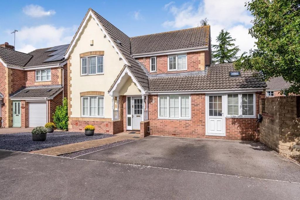 Property photo 1 of 18 Front Elevation