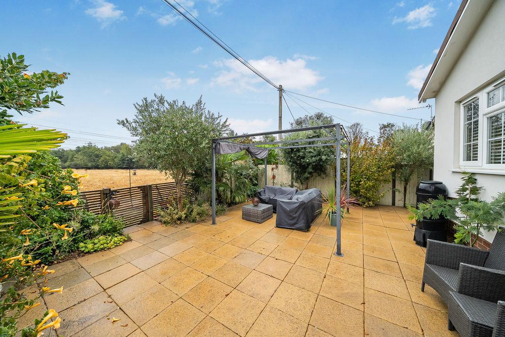 Property photo 2 of 14 Photo 20