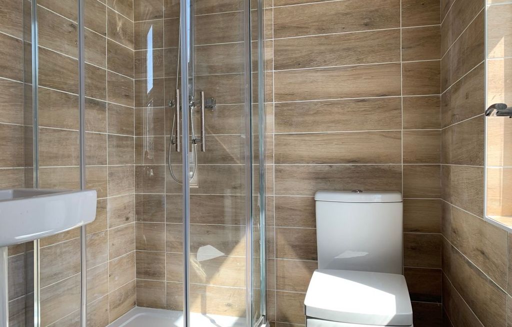 Property photo 3 of 5 Picture 3