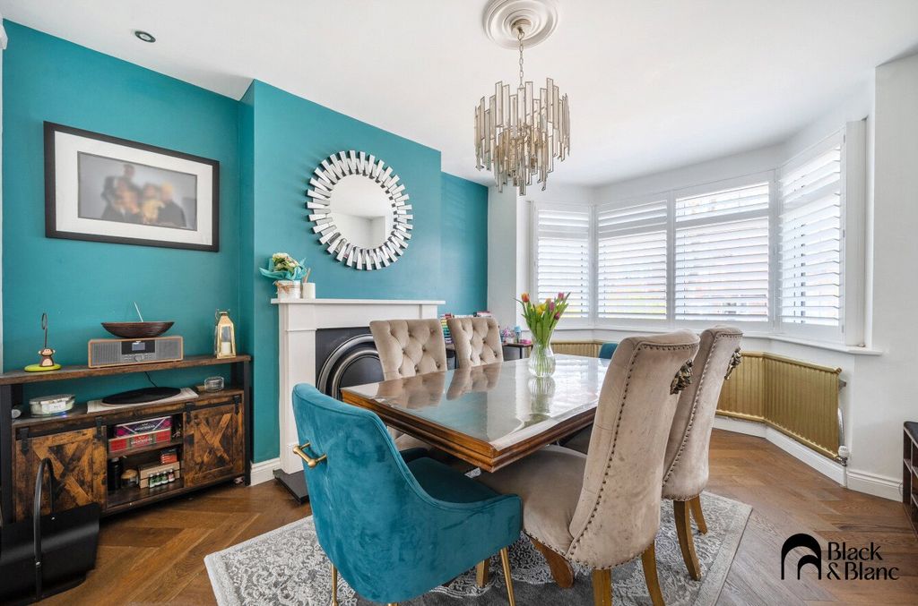 Property photo 2 of 20 Reception Room