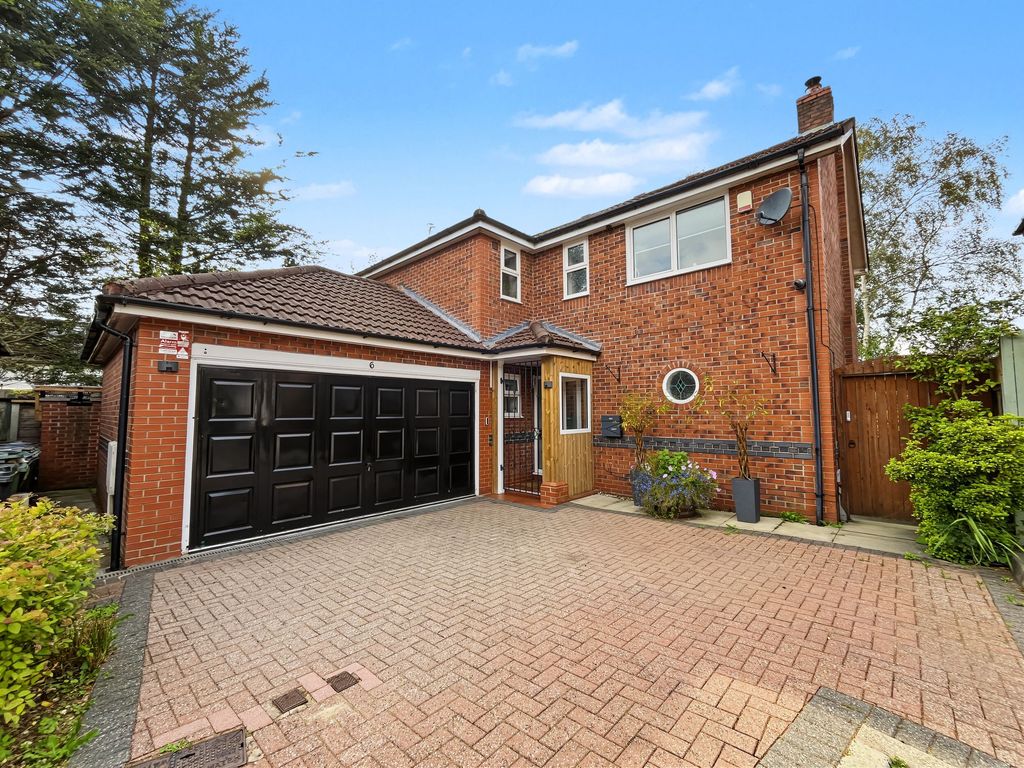 Property photo 1 of 51