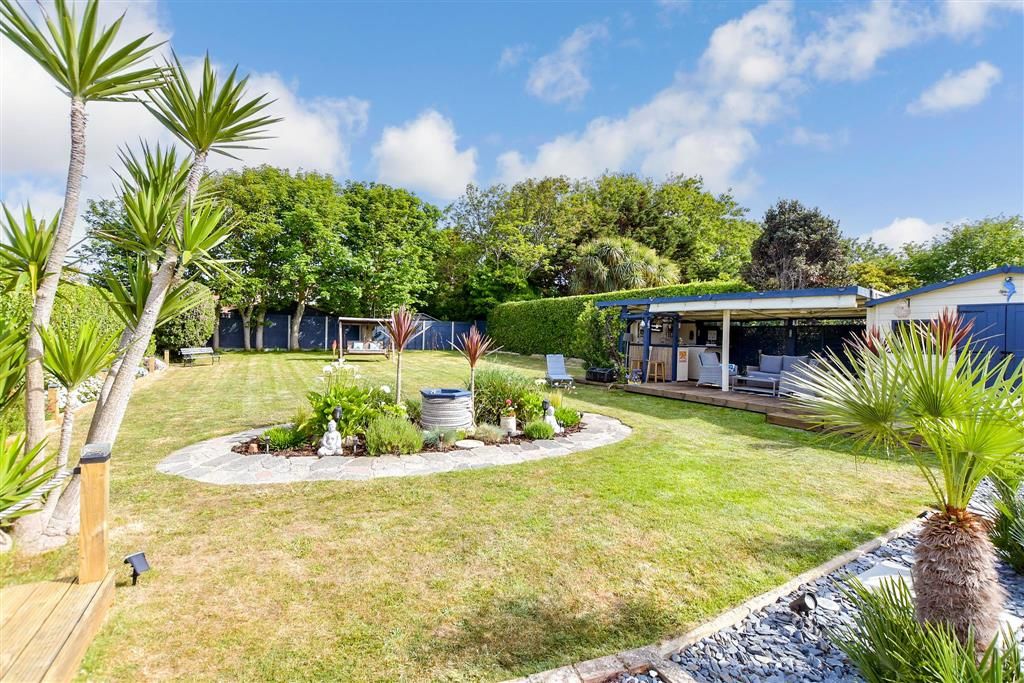 Property photo 1 of 18 Rear Garden