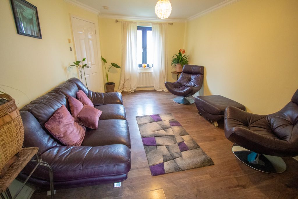Property photo 2 of 11