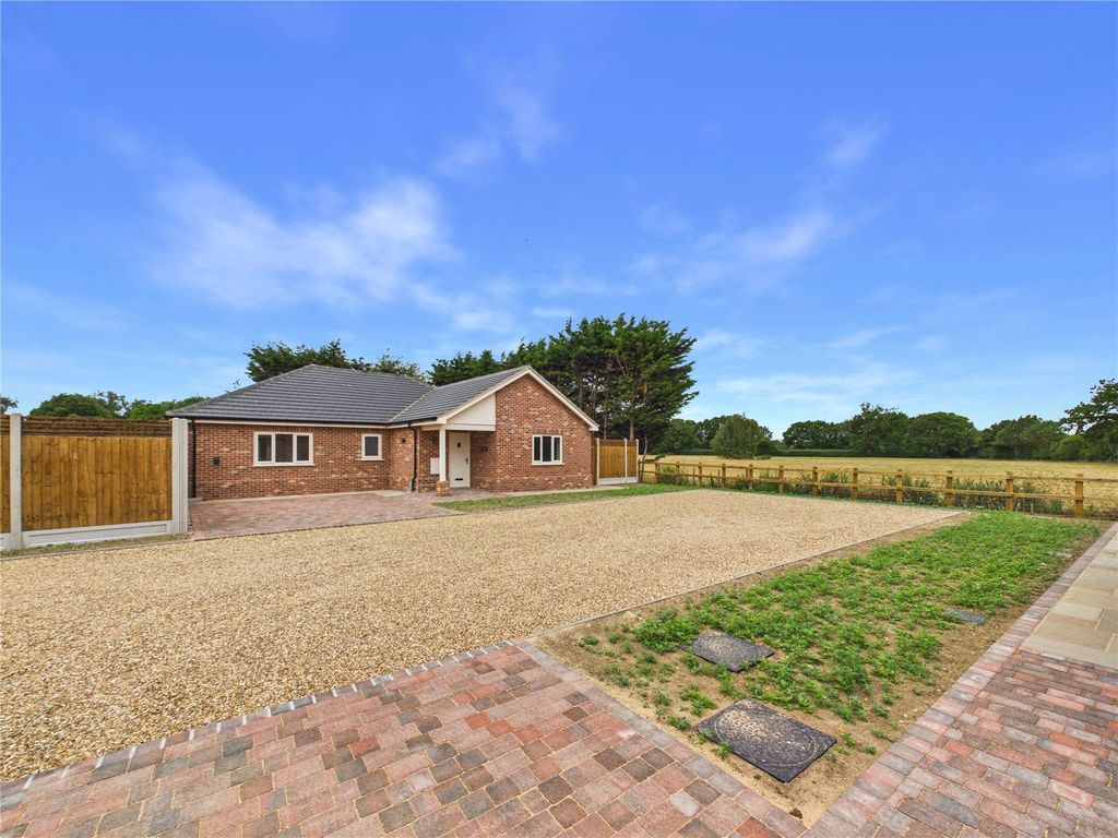 Property photo 1 of 14 Picture No. 21