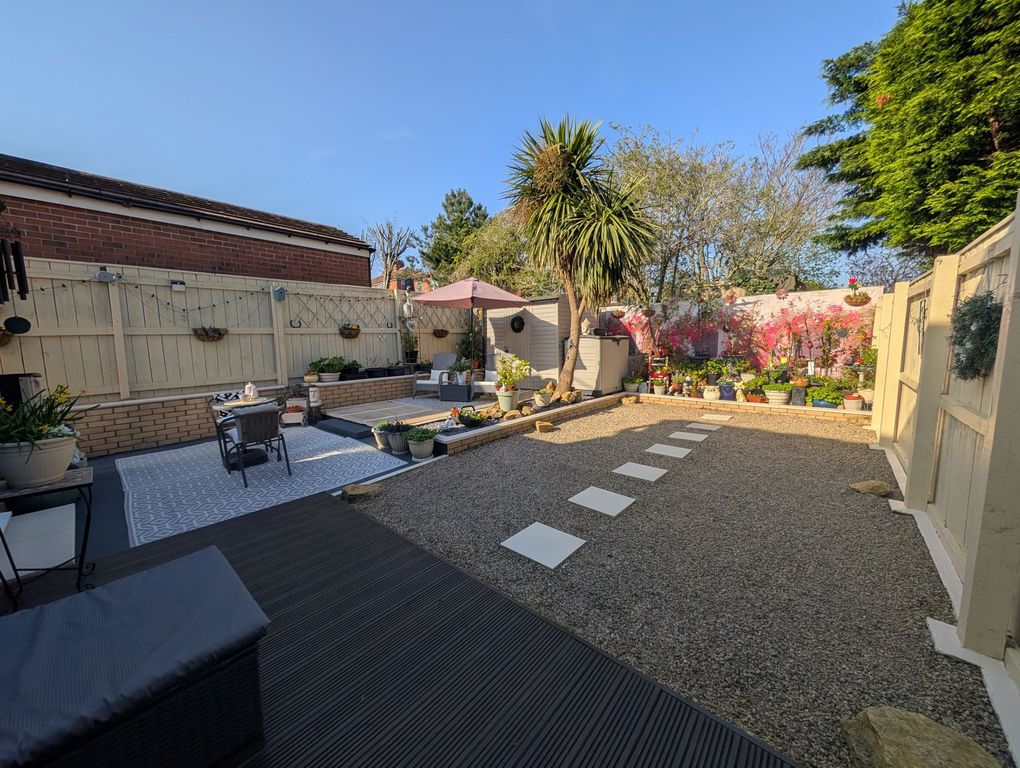 Property photo 3 of 21