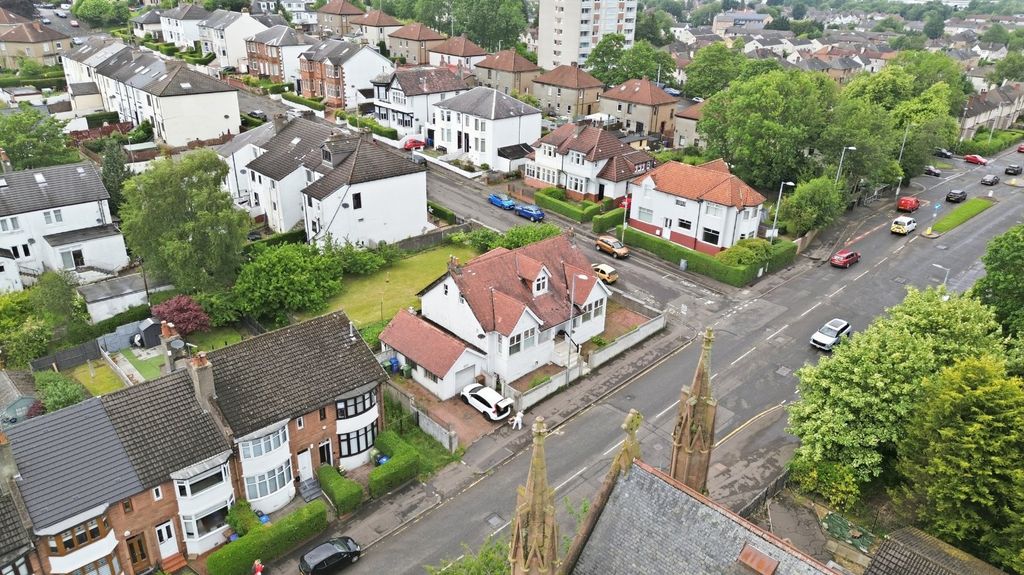Property photo 2 of 34 Picture No. 03