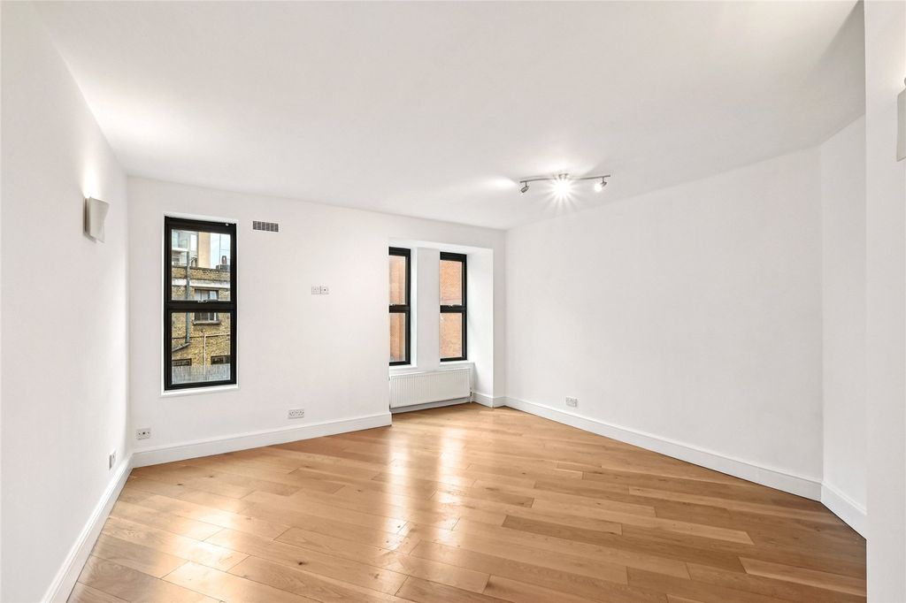 Property photo 3 of 12 Reception Room