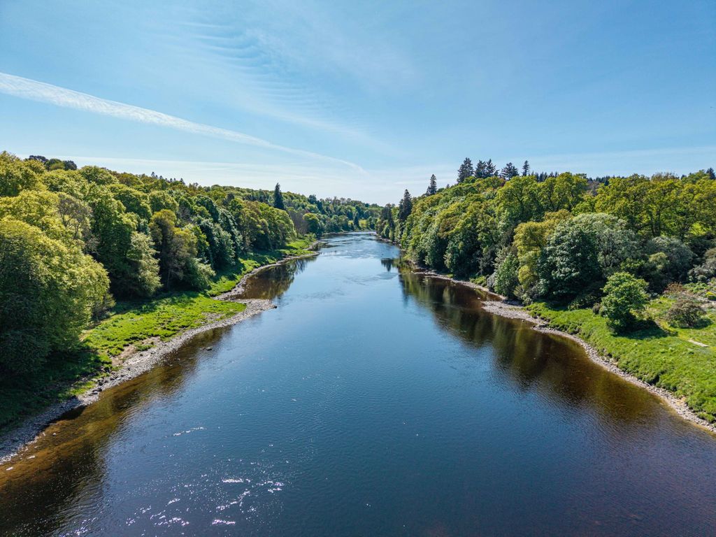 Property photo 1 of 12 Picture No. 23