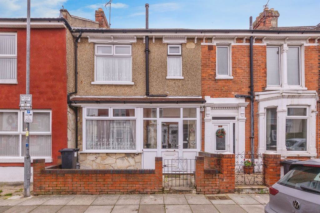 Property photo 1 of 20