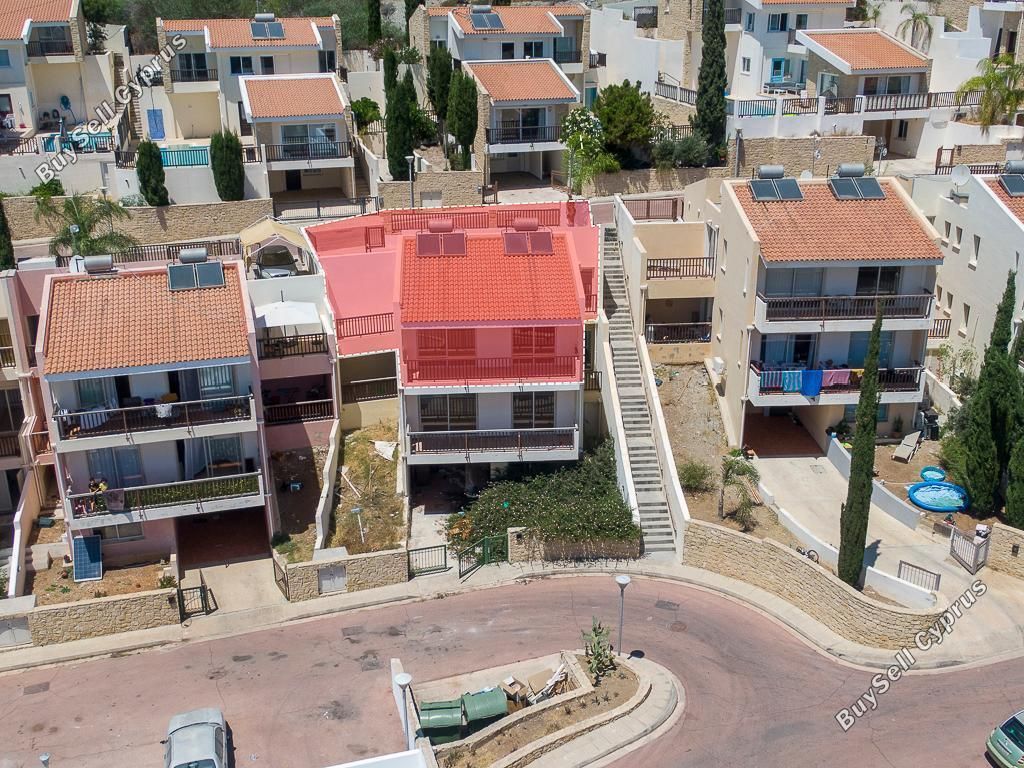 Property photo 1 of 31