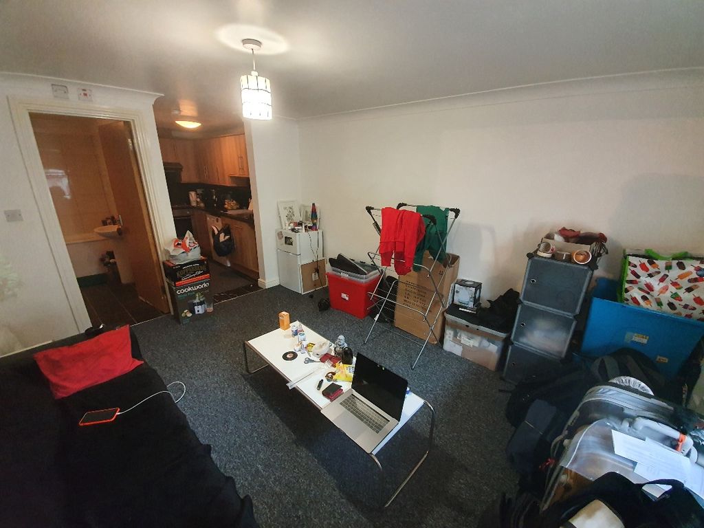 Property photo 2 of 6